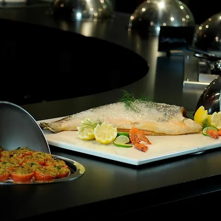 Hotel Campanile Poitiers - Site Du Futuroscope 3*