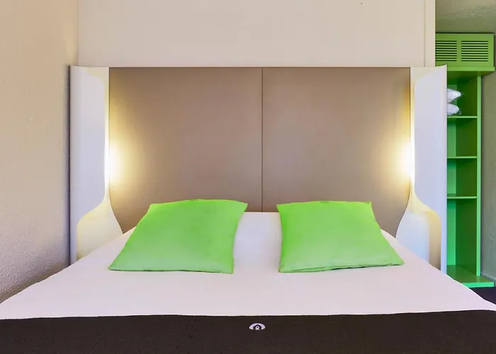 Campanile Poitiers - Site Du Futuroscope 3*