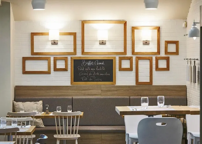 Campanile Poitiers - Site Du Futuroscope