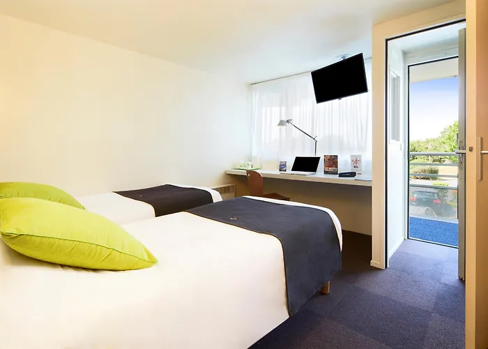 Campanile Poitiers - Site Du Futuroscope Чассенеуил-Ду-Поитоу