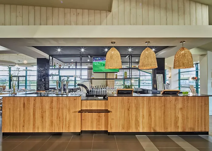 Campanile Poitiers - Site Du Futuroscope 3*