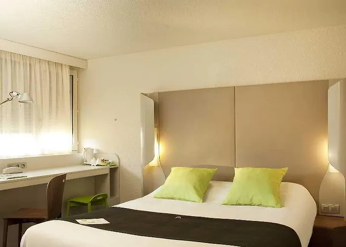 Hotel Campanile Poitiers - Site Du Futuroscope 3*