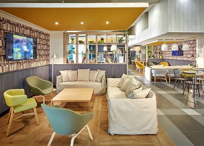 Campanile Poitiers - Site Du Futuroscope 3*