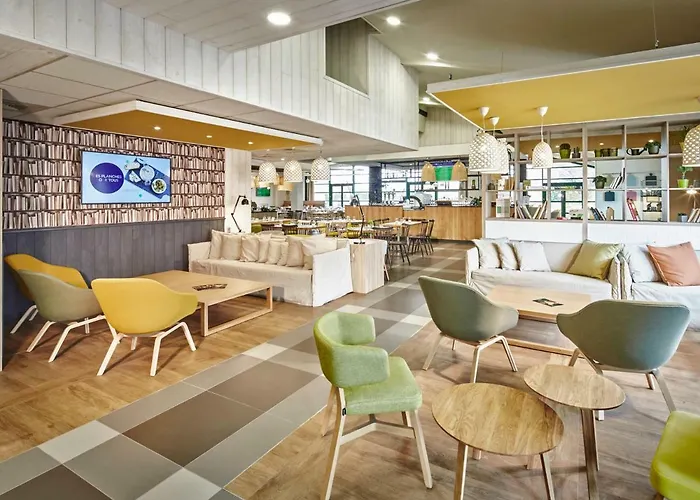 Campanile Poitiers - Site Du Futuroscope