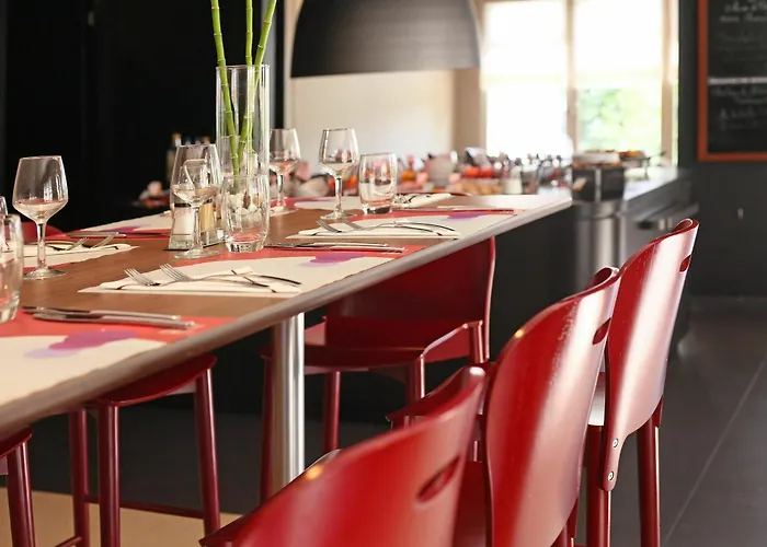 Отель Campanile Poitiers - Site Du Futuroscope 3*